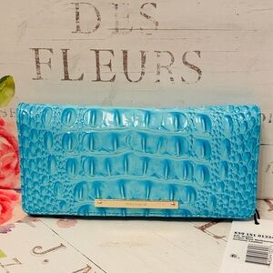 NWT✨BRAHMIN TROPIC BLUE MELBOURNE🩵 ADY WALLET RARE